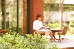 危険が潜む浴室ドアは早めに交換です。